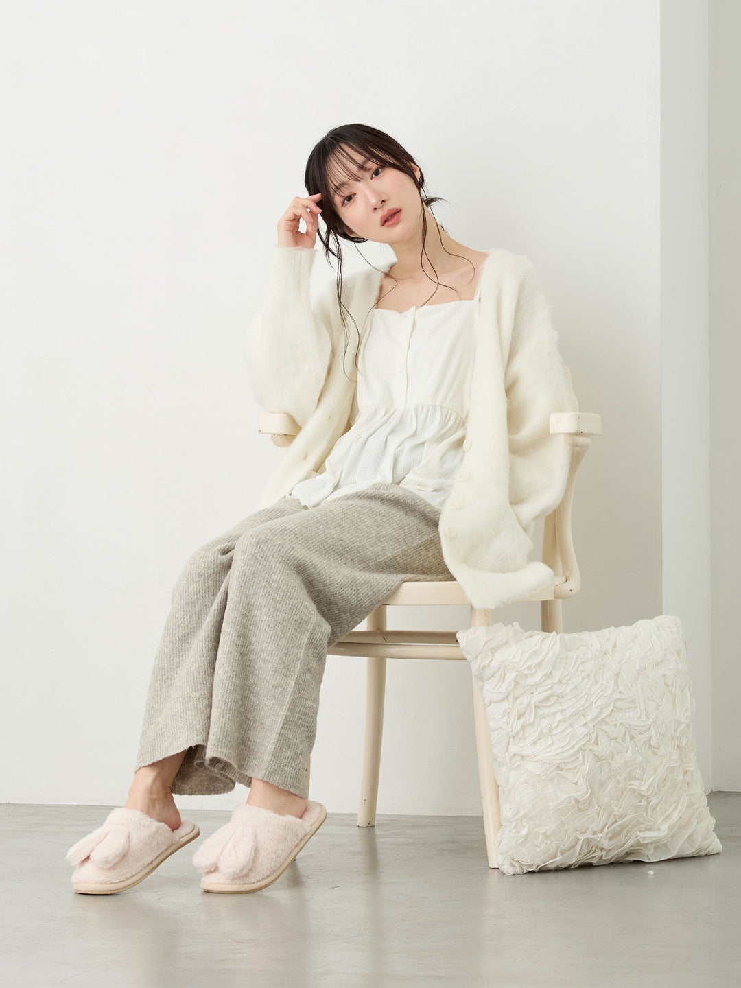 裾フリルキャミ White
