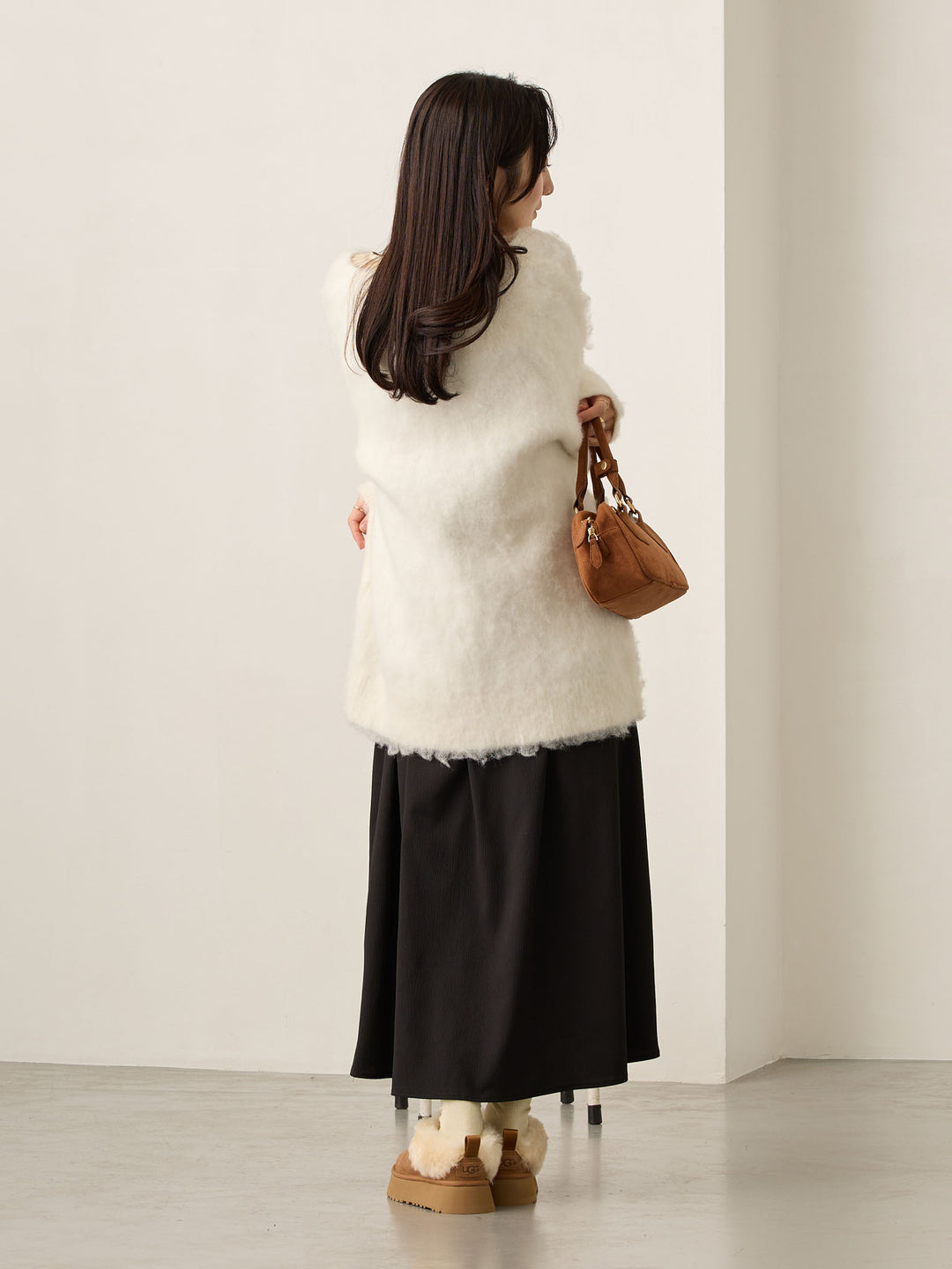 褶皱吊带连衣裙 黑色