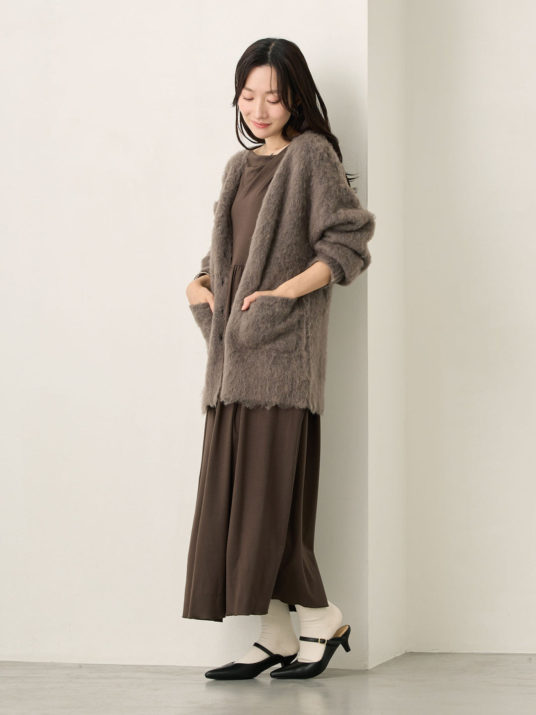 垂坠领连衣裙（炭灰色）