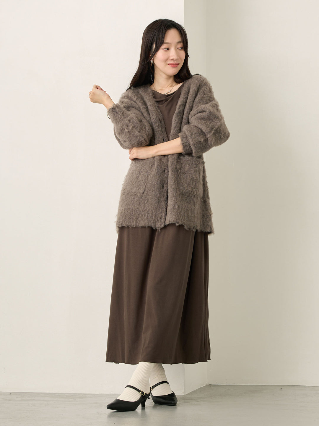 垂坠领连衣裙（炭灰色）