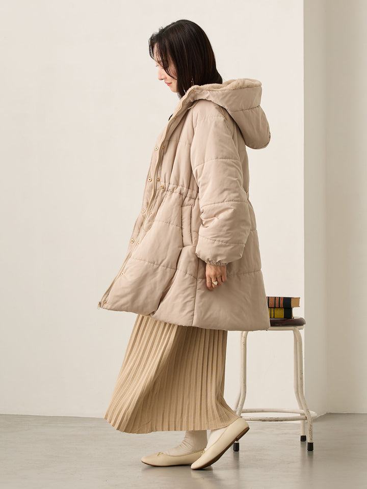 带鸭绒灰的衬垫外套