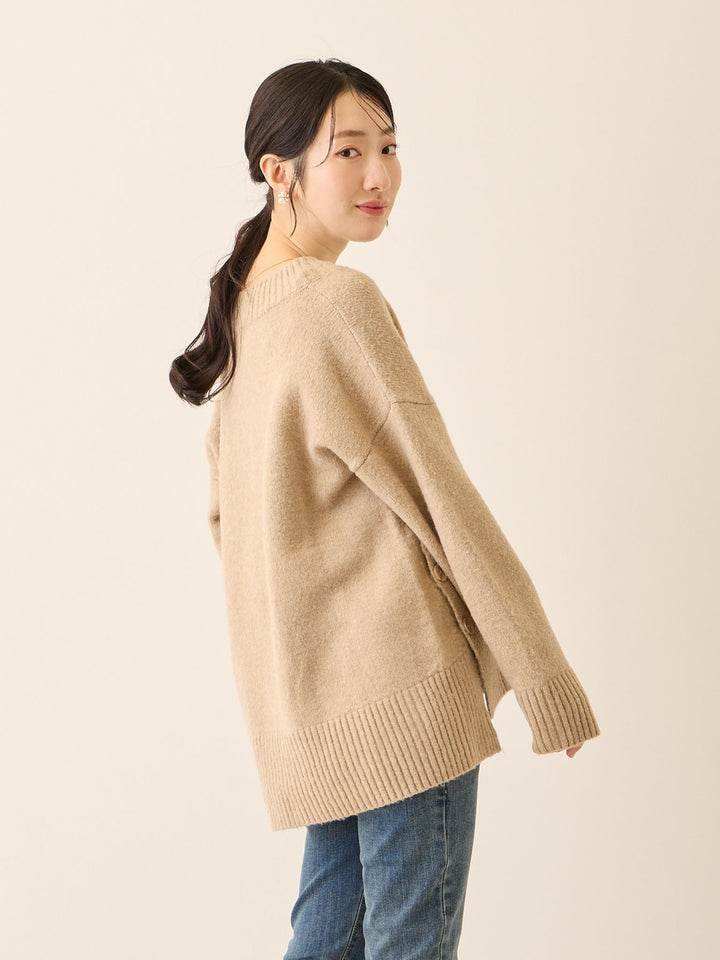 Vネックゆるニットトップス Beige