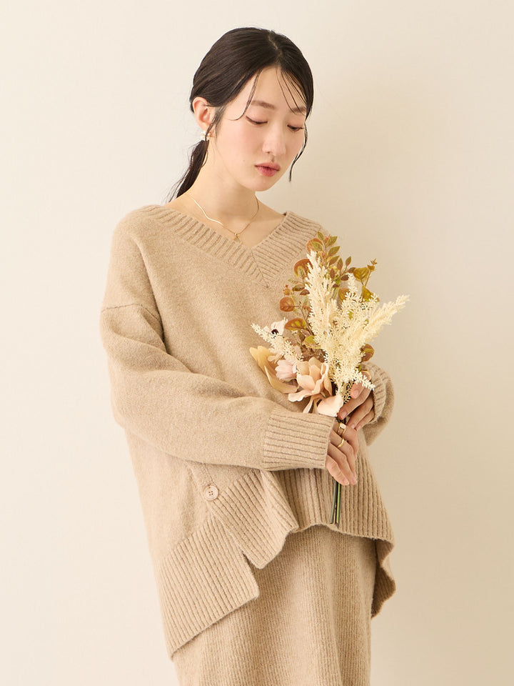 Vネックゆるニットトップス Beige