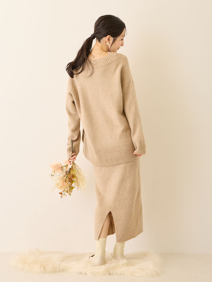 Vネックゆるニットトップス Beige