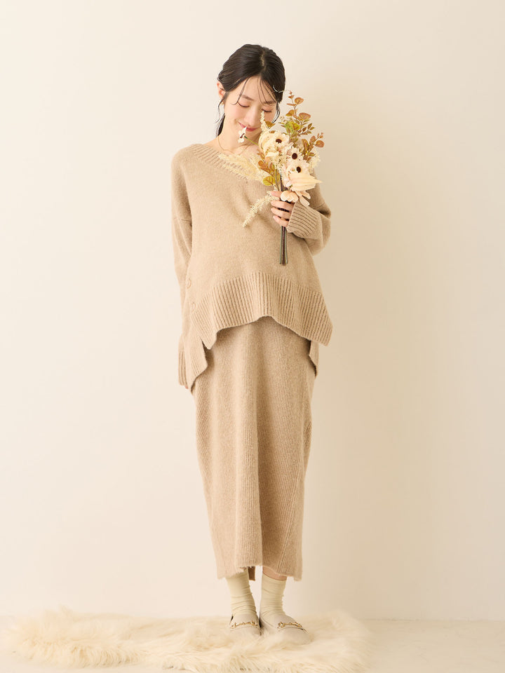 Vネックゆるニットトップス Beige