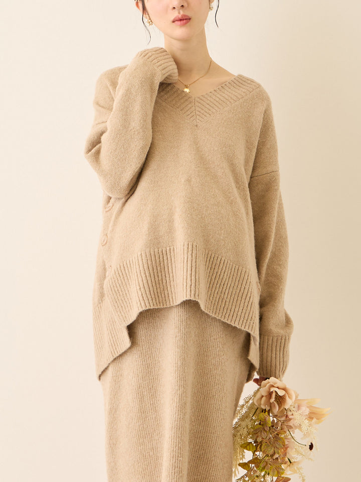 Vネックゆるニットトップス Beige