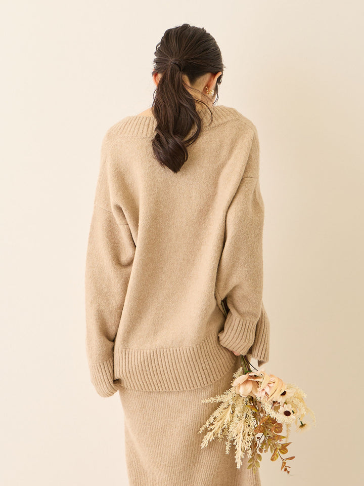 Vネックゆるニットトップス Beige