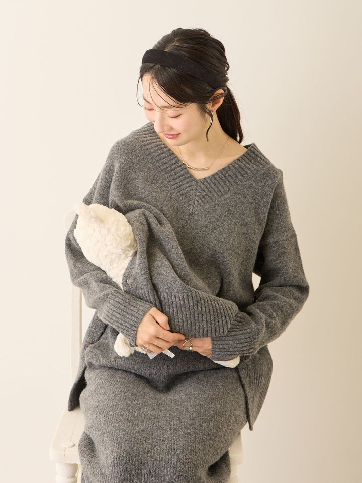 Vネックゆるニットトップス Gray