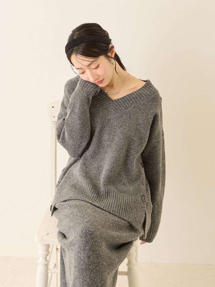 Vネックゆるニットトップス Gray