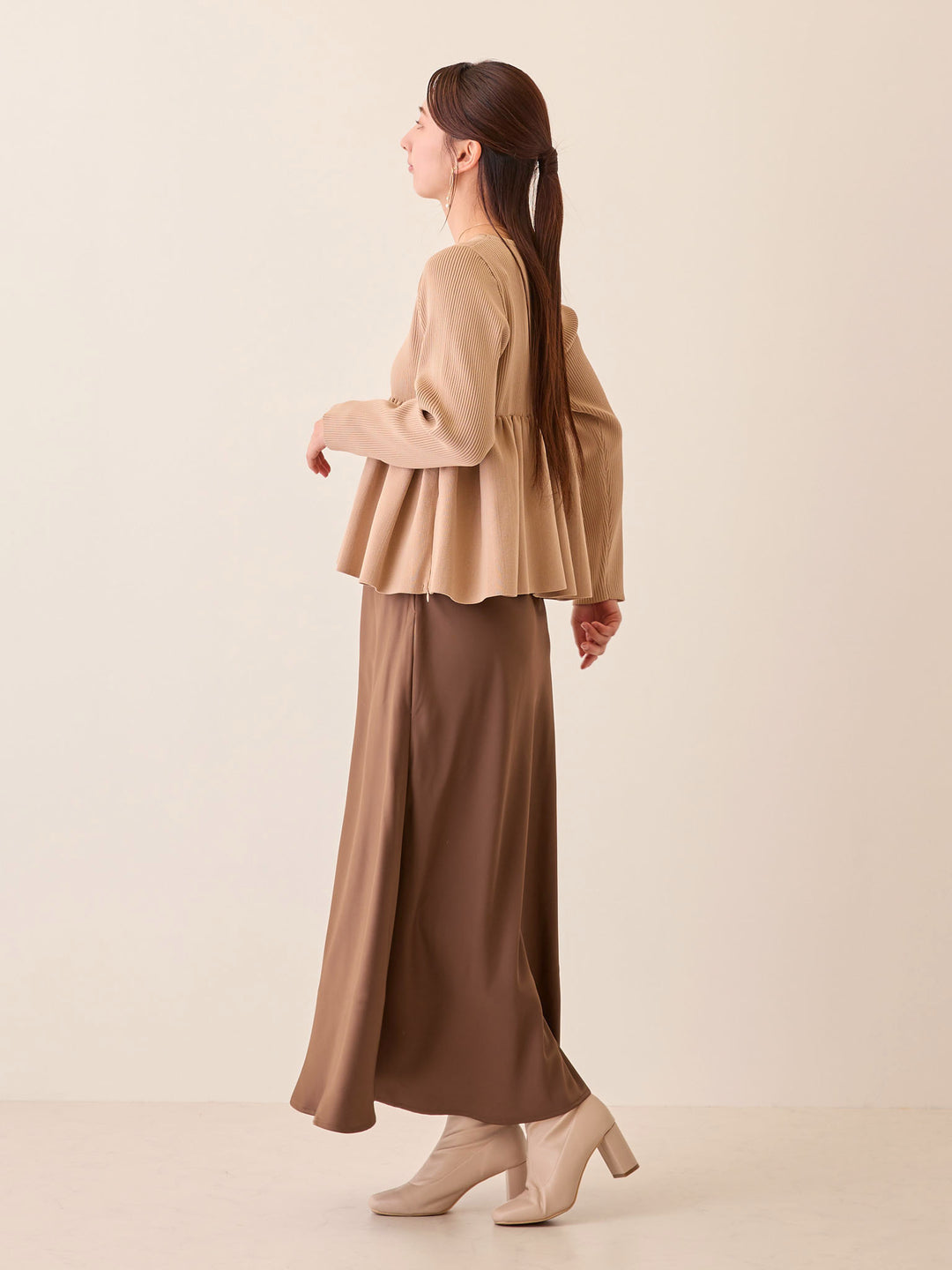 ペプラムニットトップス Pink beige