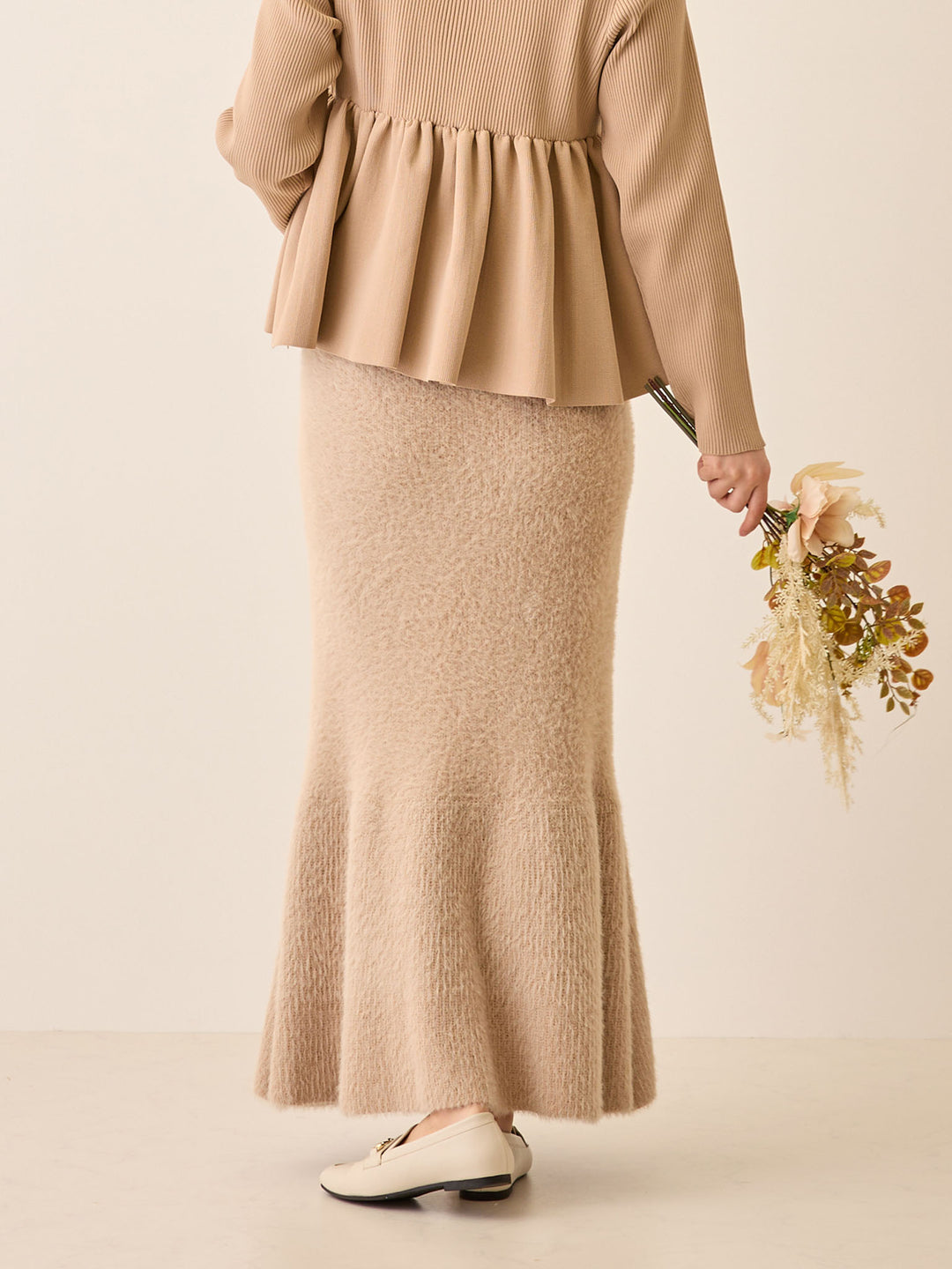 シャギーニットマーメイドスカート Beige