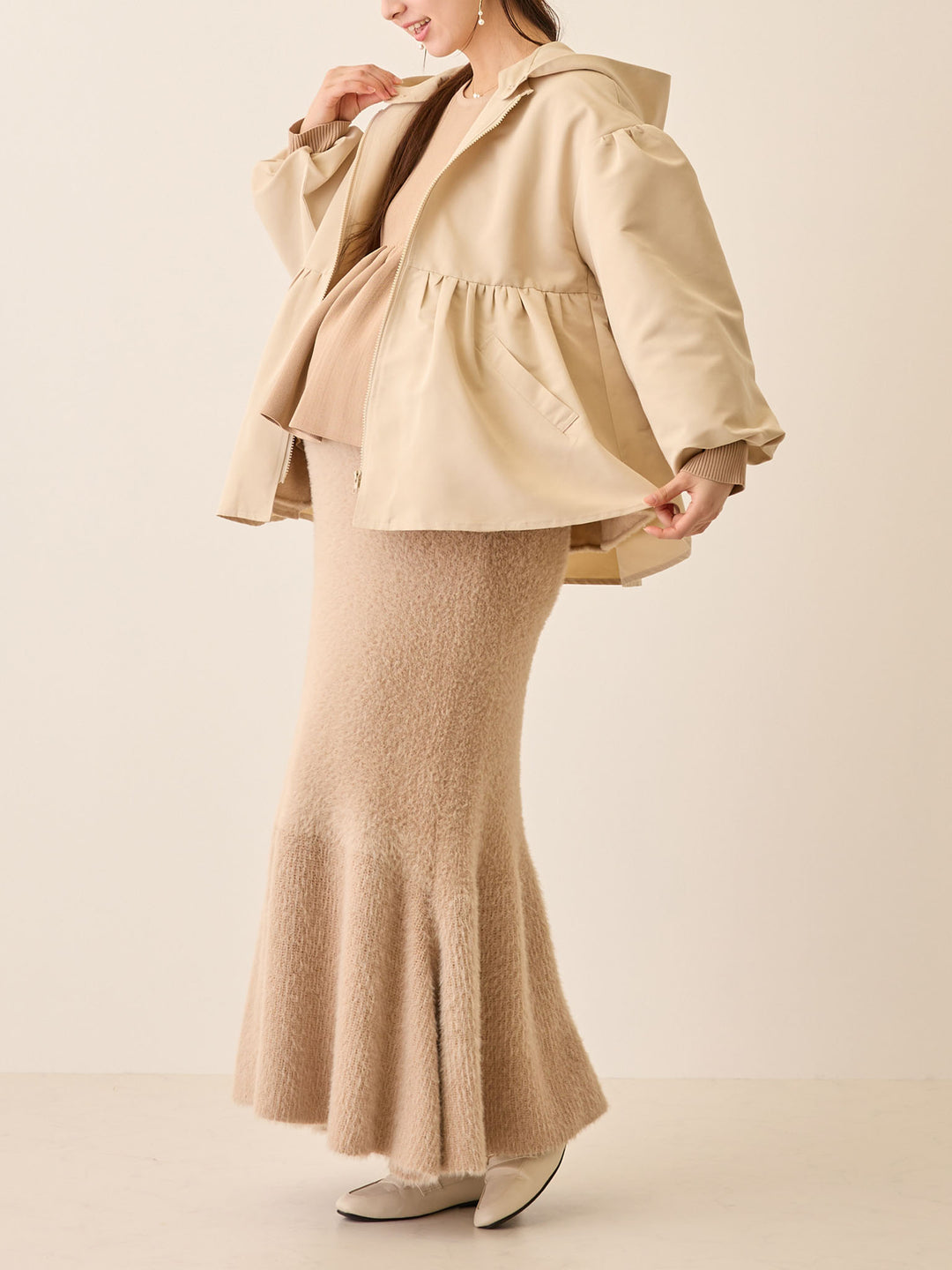 フード付きペプラムライトアウター Beige