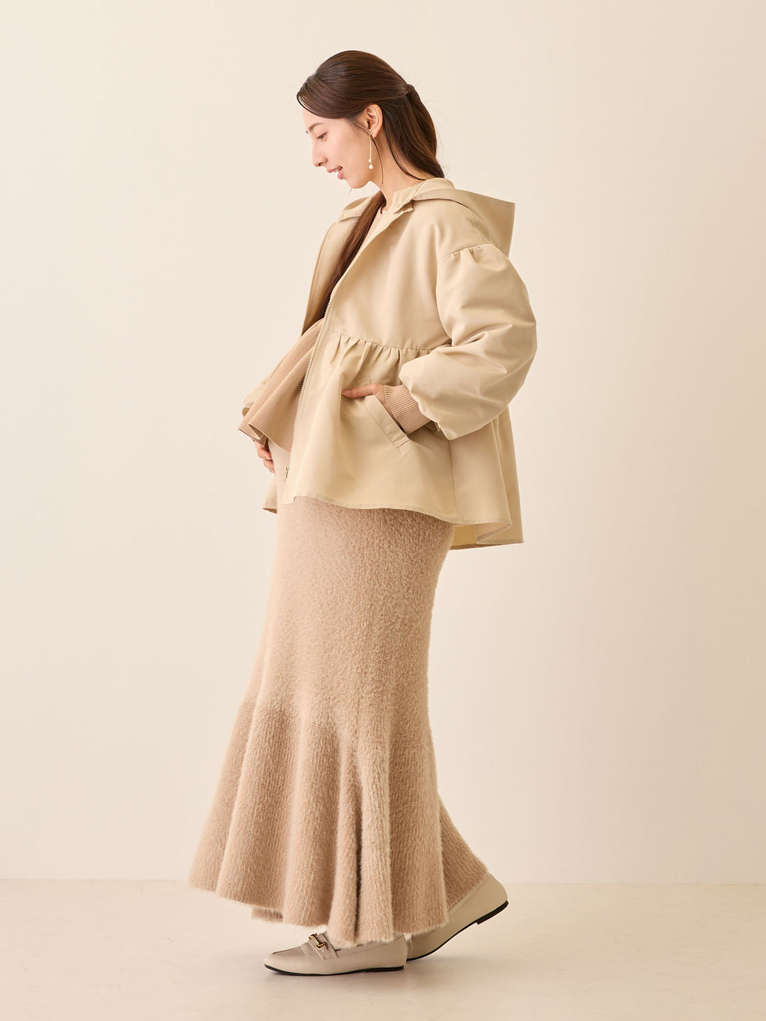 フード付きペプラムライトアウター Beige