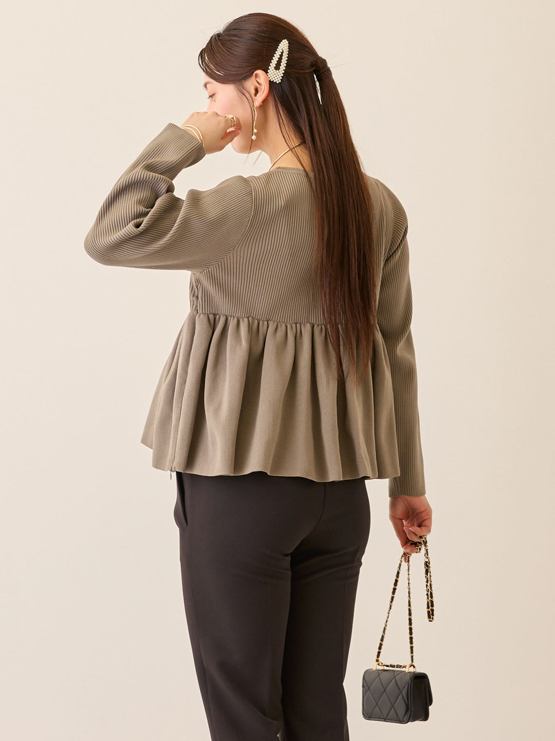 ペプラムニットトップス Gray