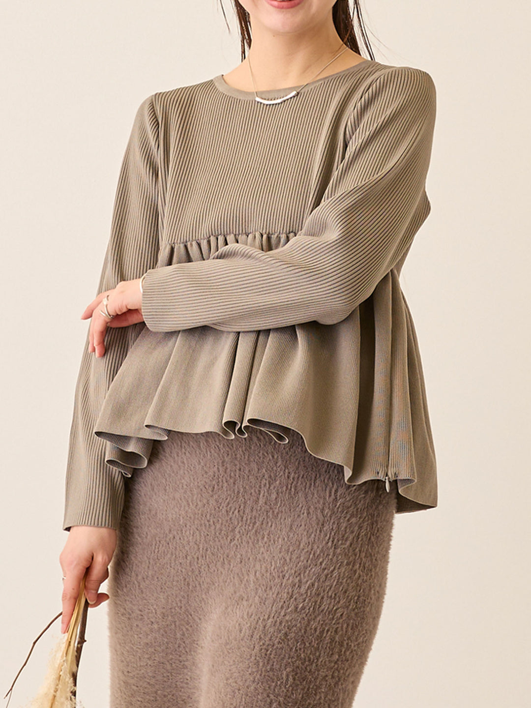 ペプラムニットトップス Gray