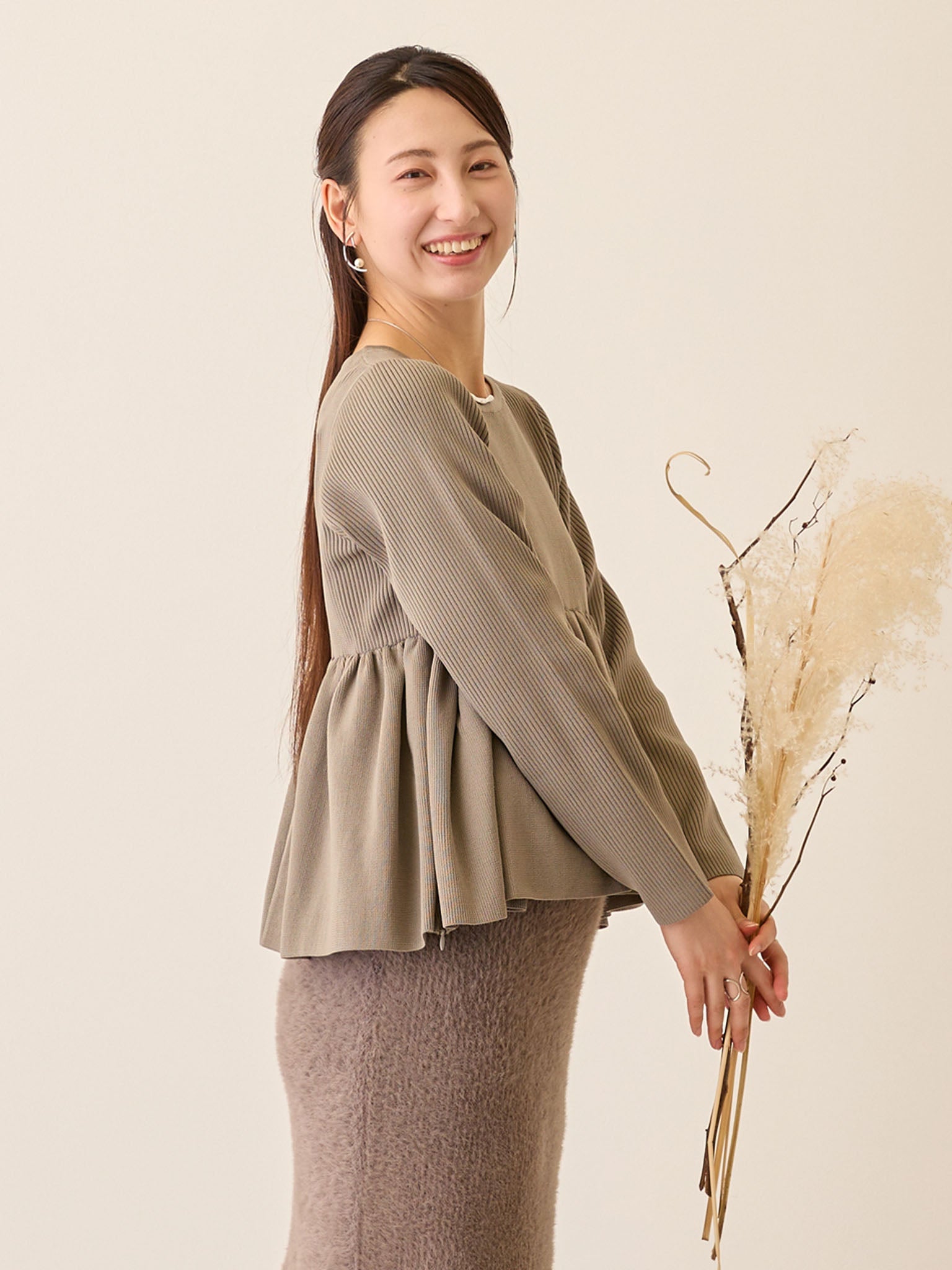 ペプラムニットトップス Gray – honono for mom&baby