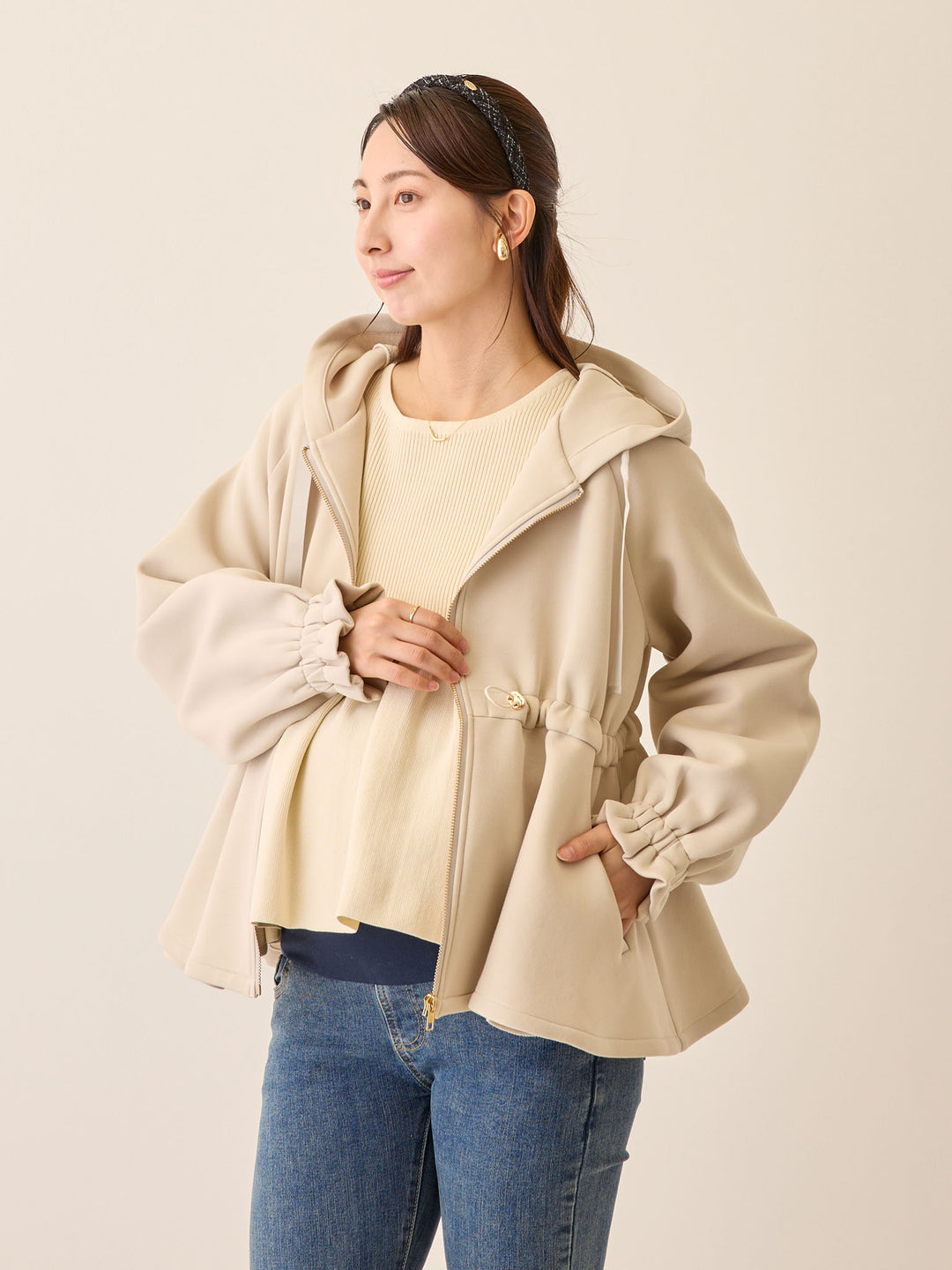 ダッカー付きダンボールライトアウター Beige