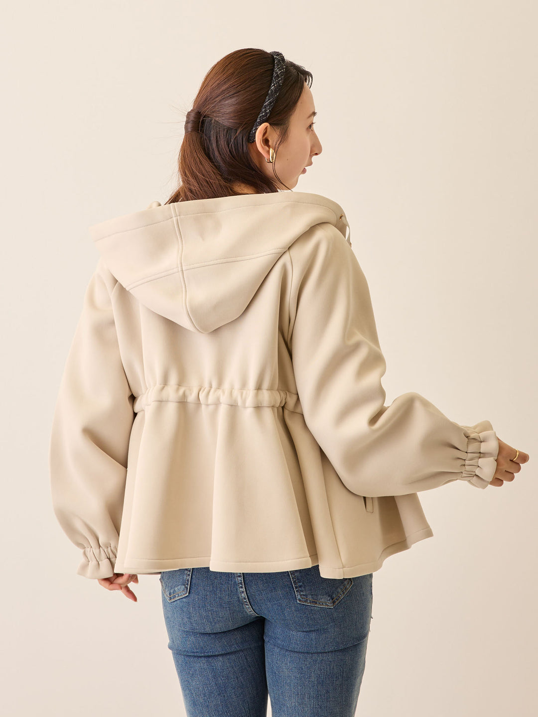 ダッカー付きダンボールライトアウター Beige