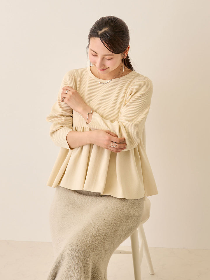 ペプラムニットトップス Ivory