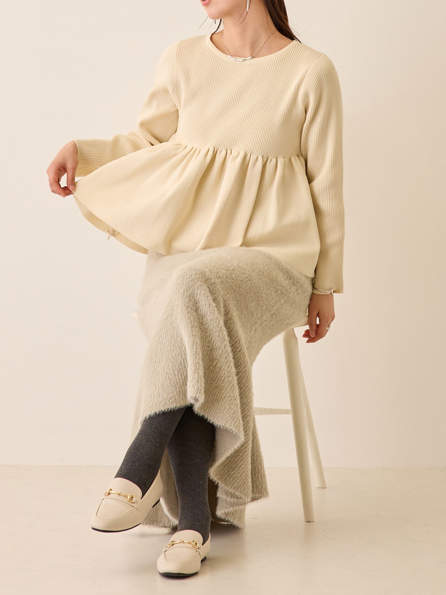 ペプラムニットトップス Ivory – honono for mom&baby ペプラムニットトップス Ivory – honono for mom&baby