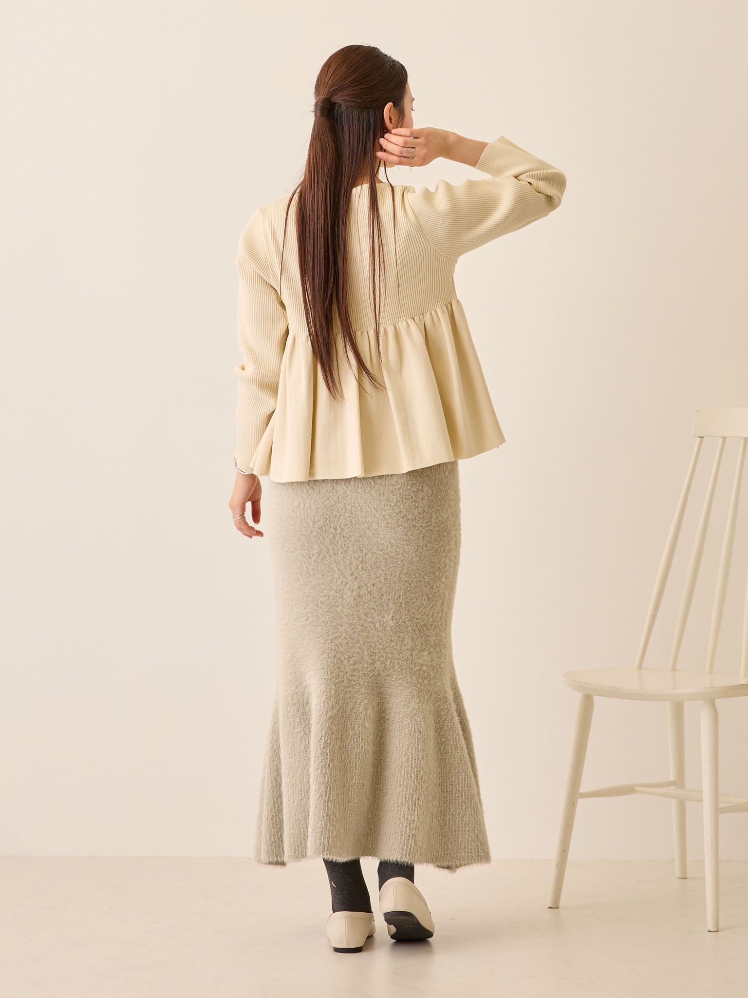 ペプラムニットトップス Ivory – honono for mom&baby