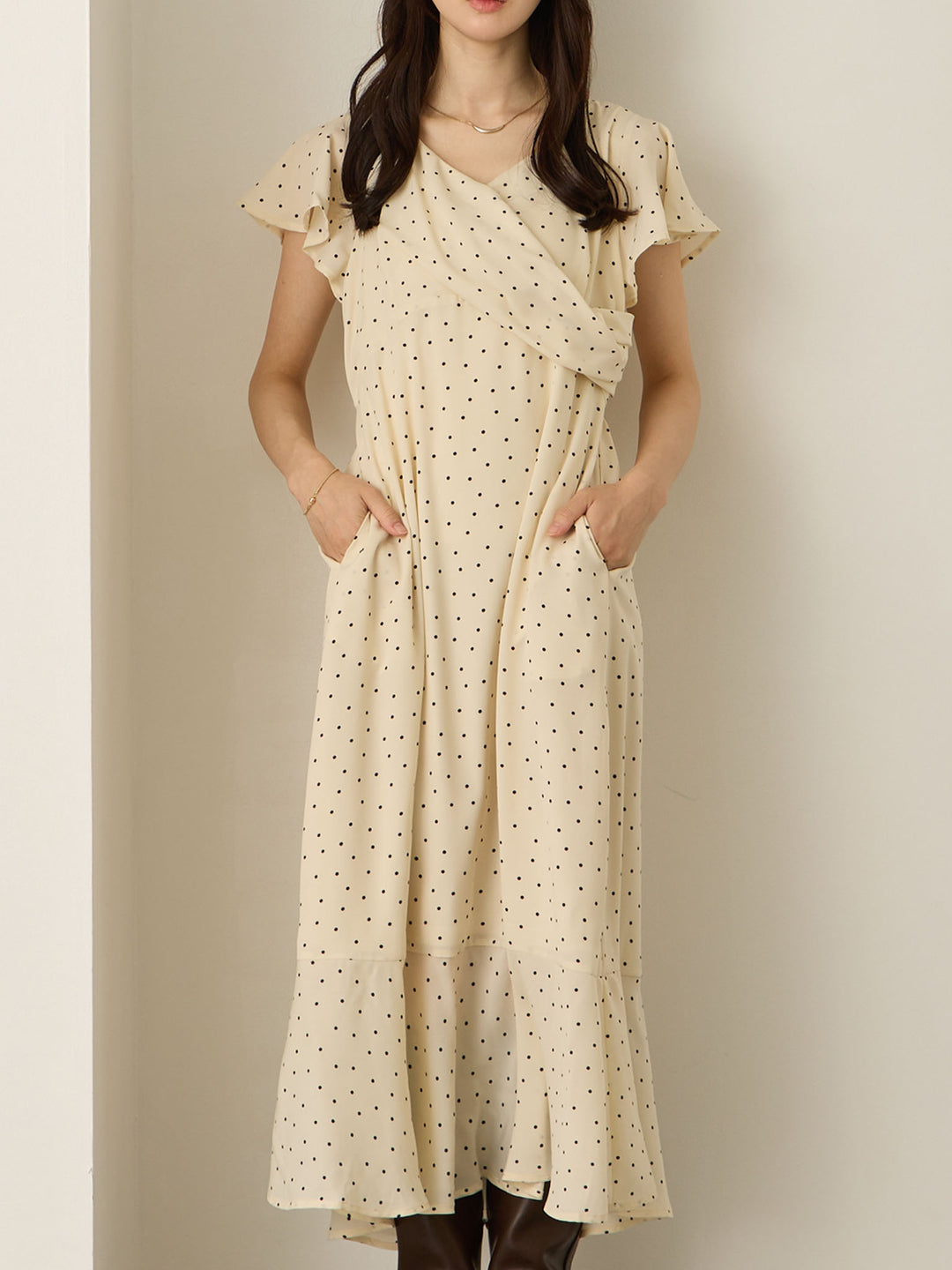 Cache-coeur 圆点连衣裙，象牙色