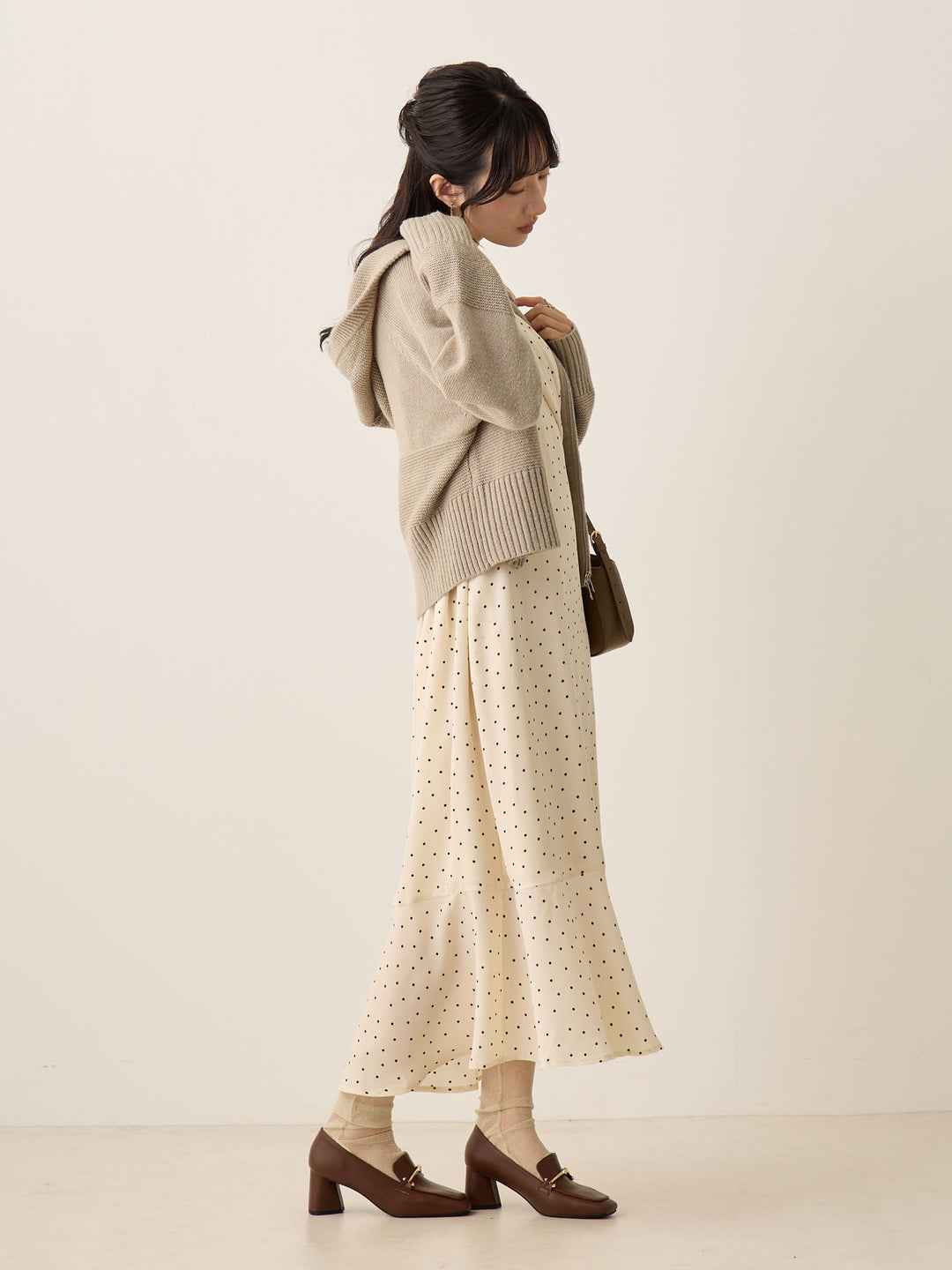 Cache-coeur 圆点连衣裙，象牙色