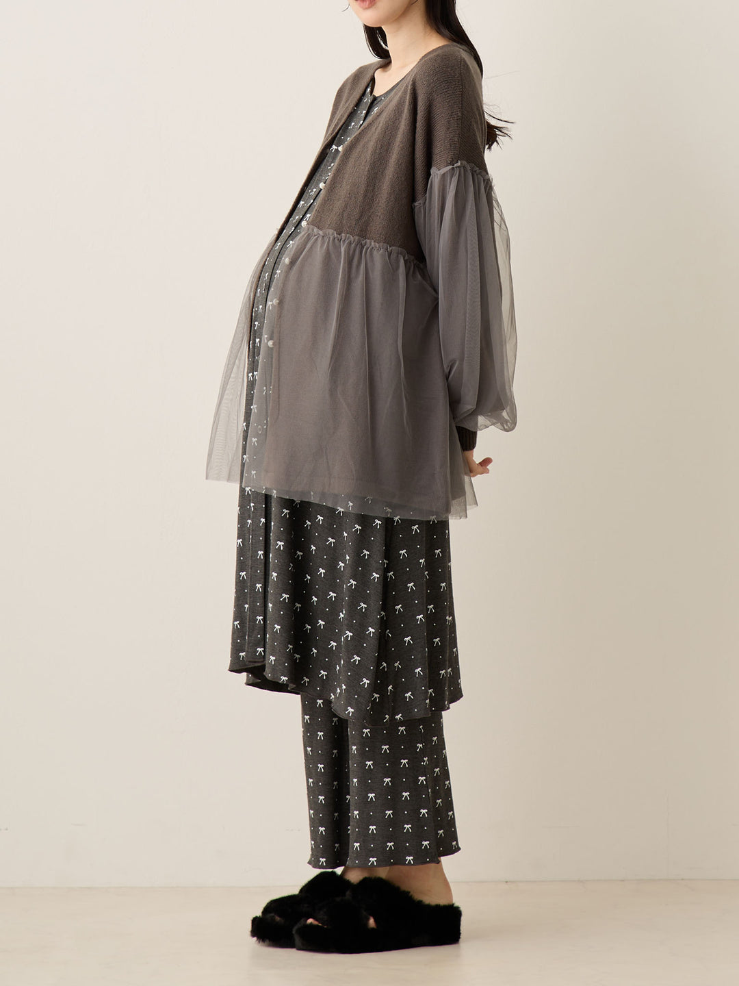 薄纱开衫，炭灰色