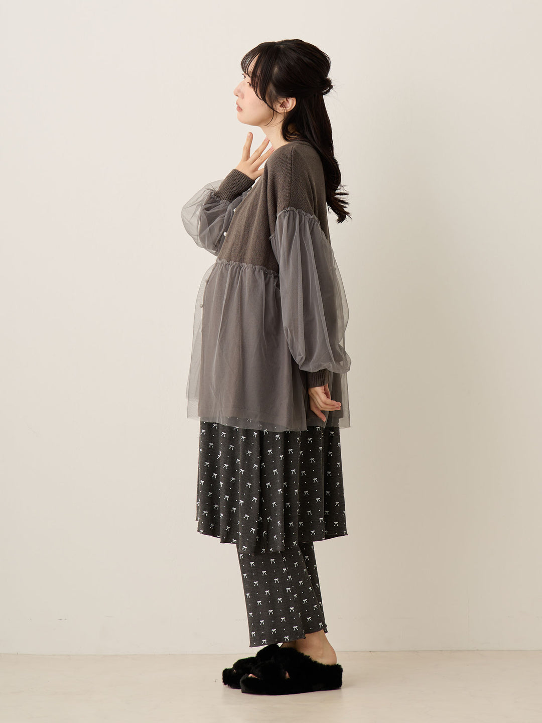 薄纱开衫，炭灰色