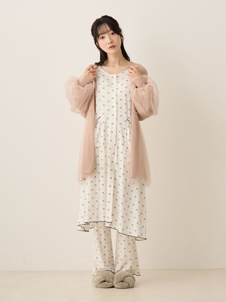 灰粉色薄纱开衫