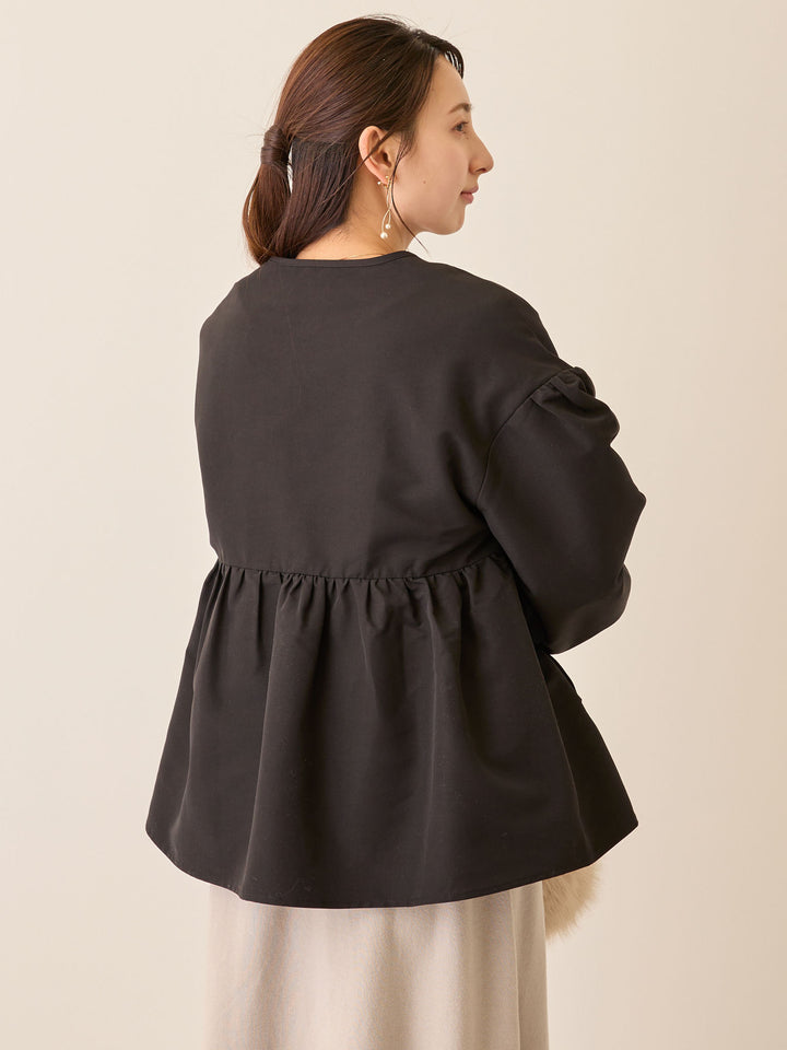 フード付きペプラムライトアウター Black