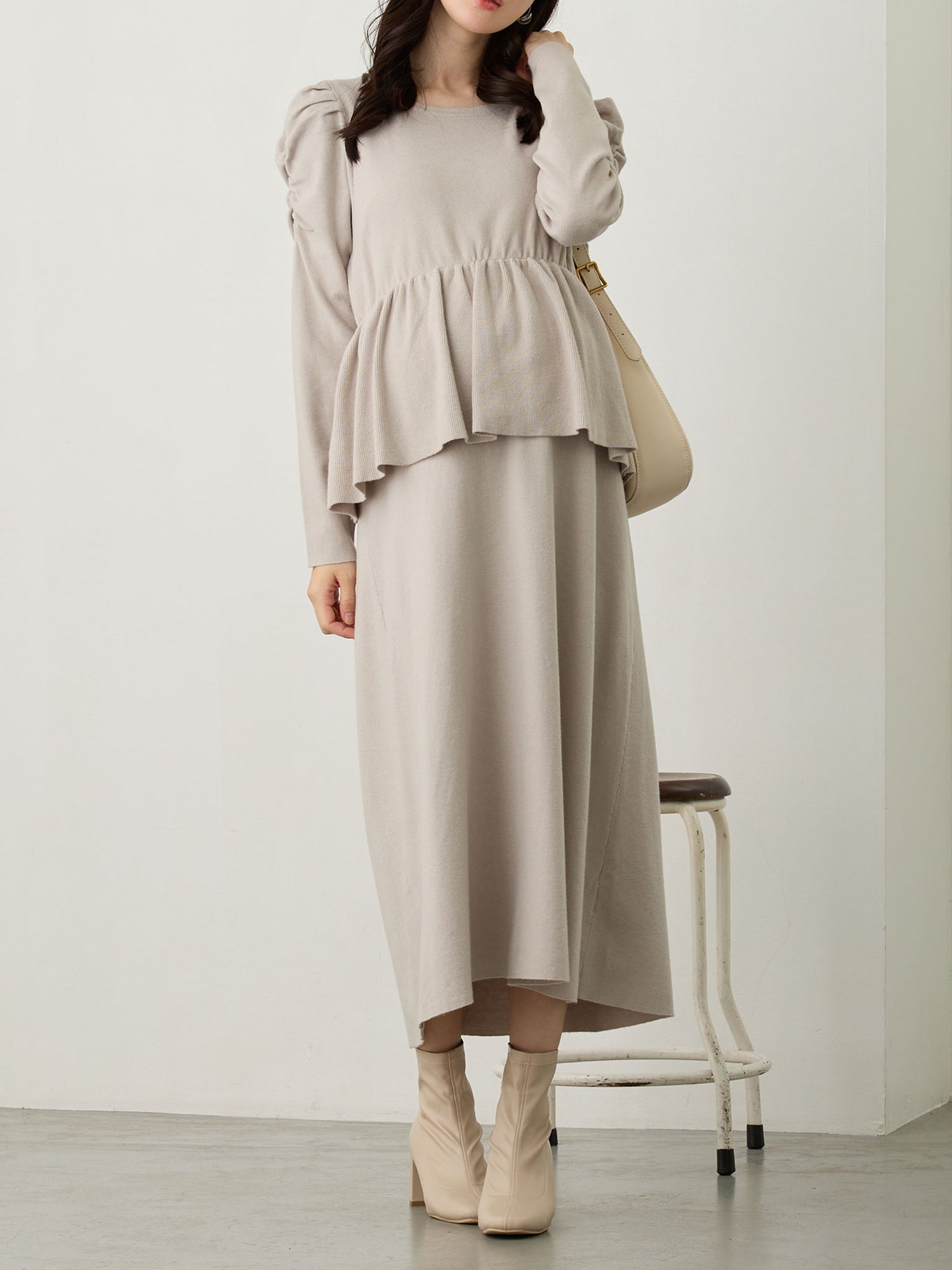 ニットペプラムワンピース Gray