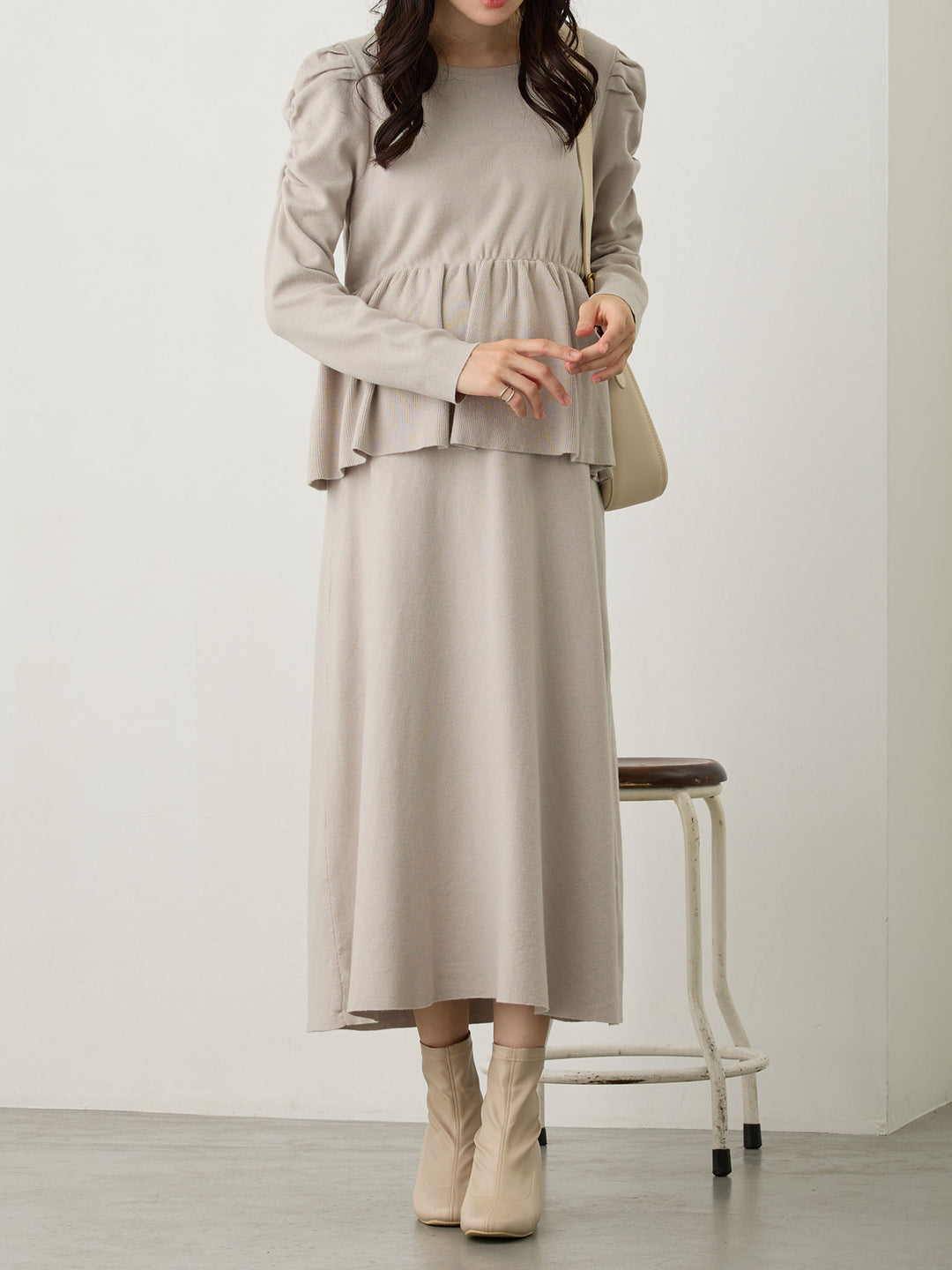 ニットペプラムワンピース Gray