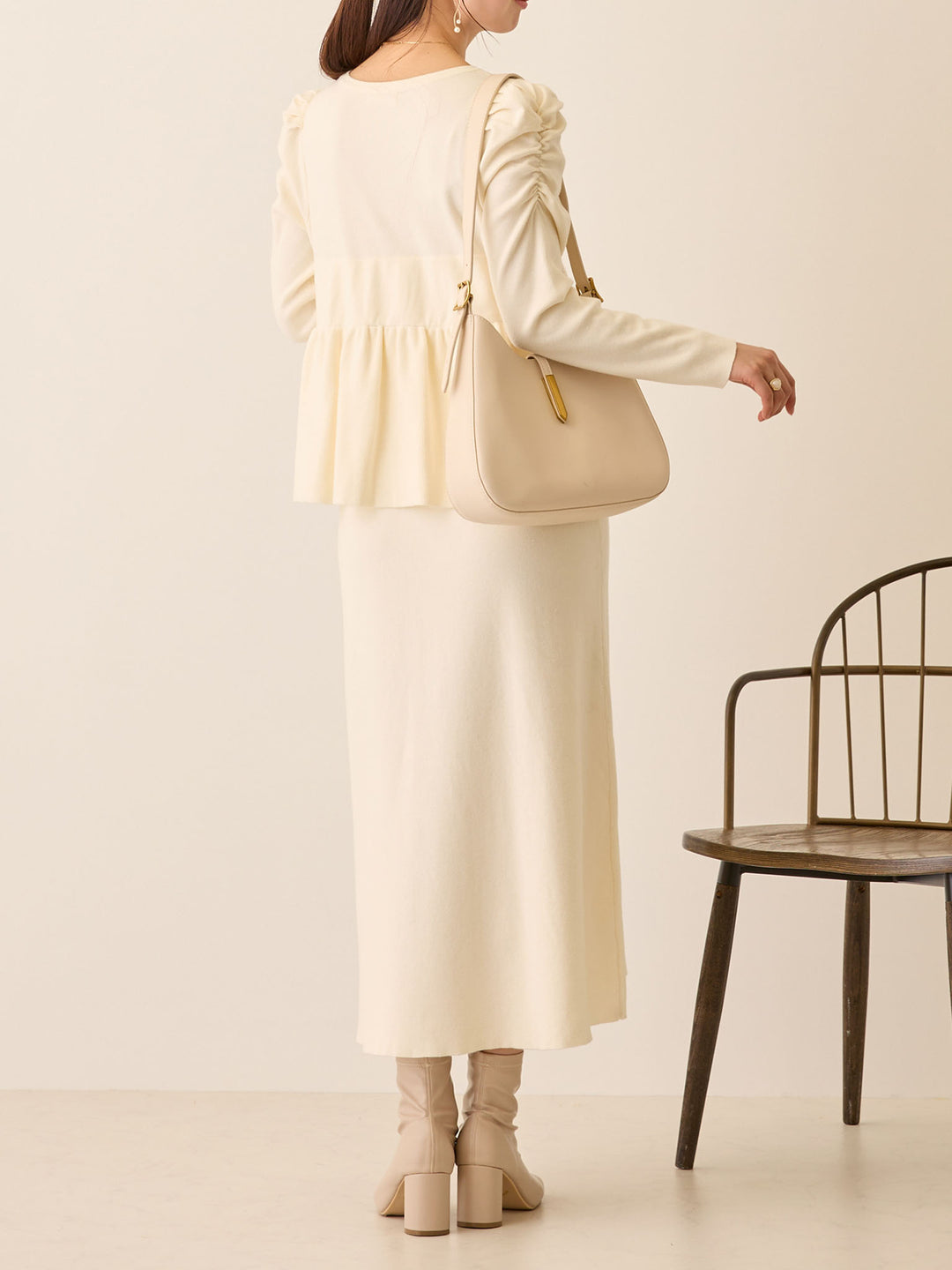 ニットペプラムワンピース Ivory