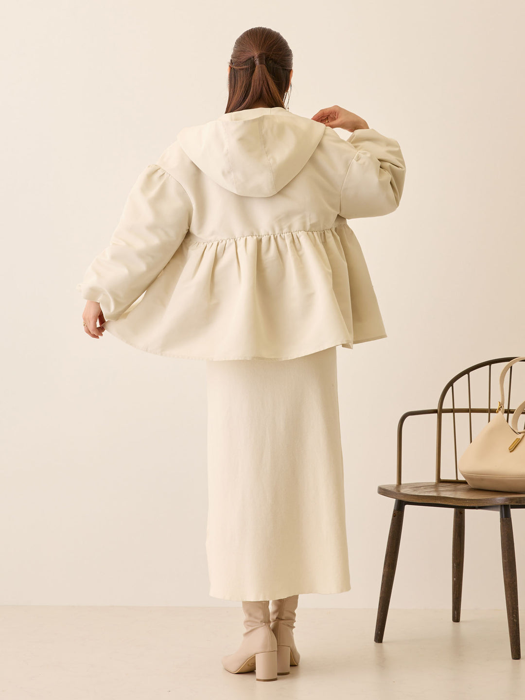 ニットペプラムワンピース Ivory