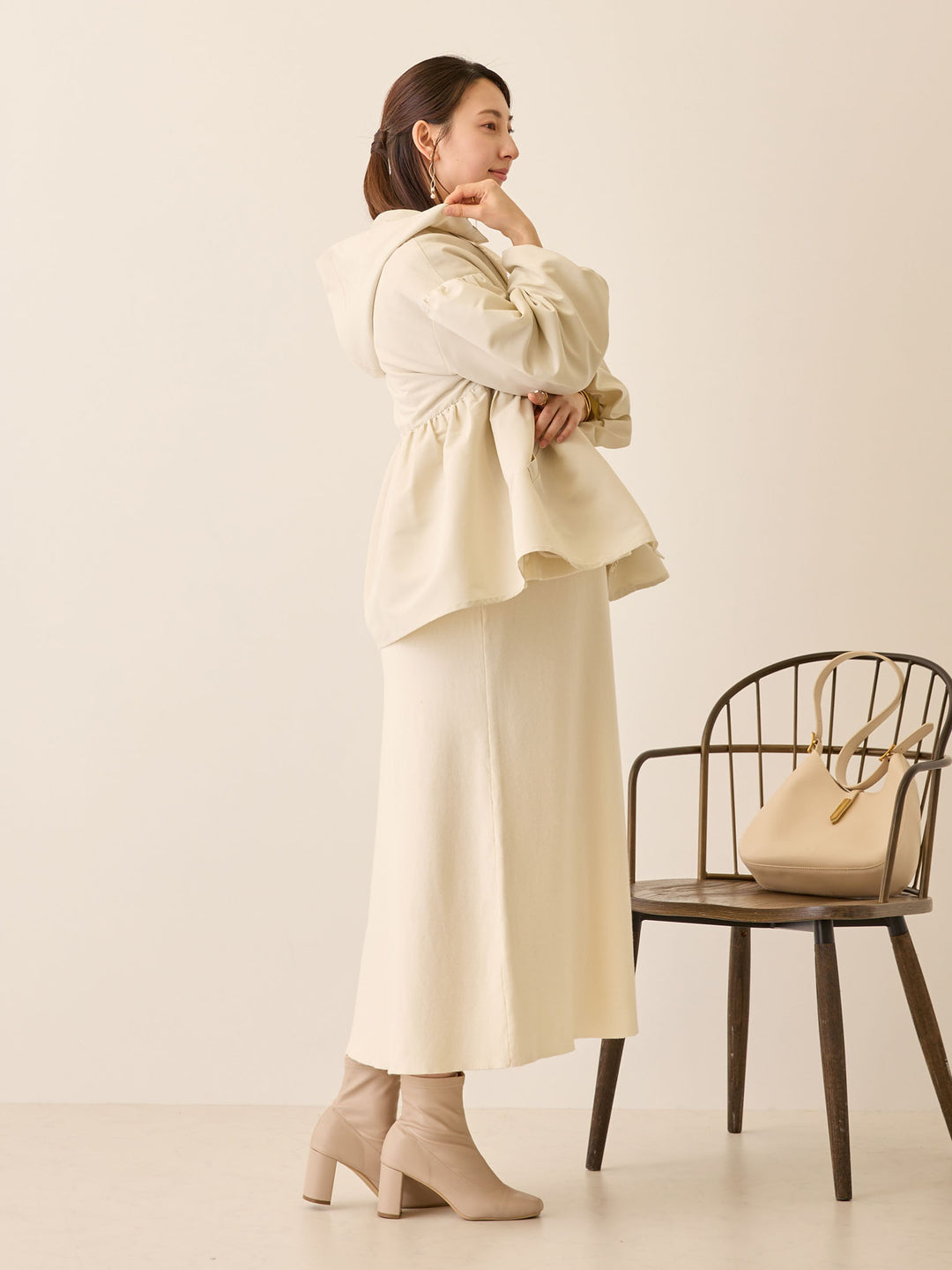 ニットペプラムワンピース Ivory