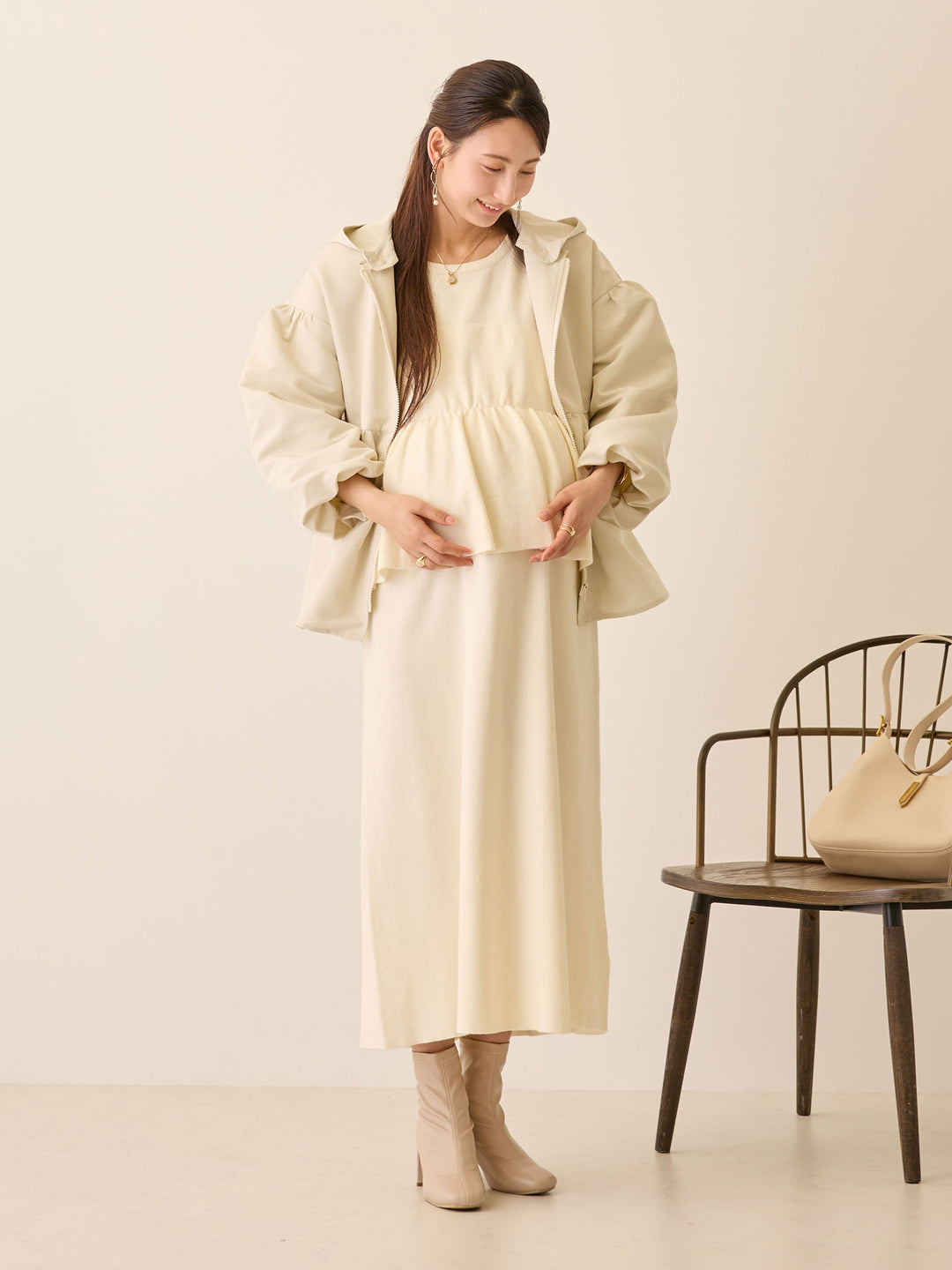 フード付きペプラムライトアウター Ivory