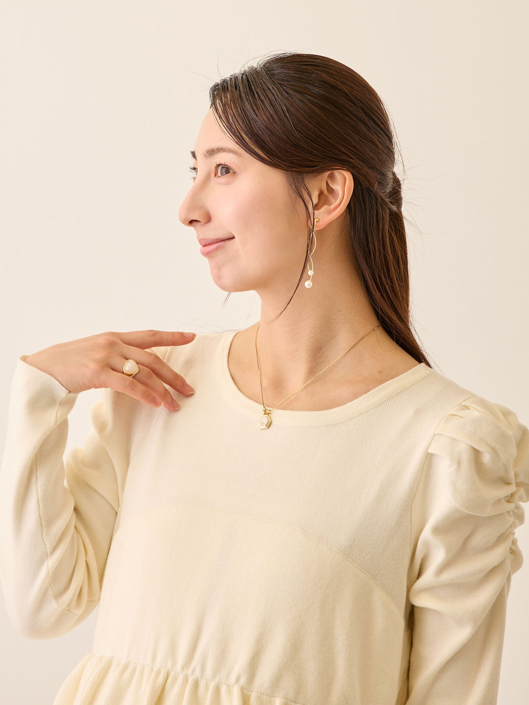 ニットペプラムワンピース Ivory