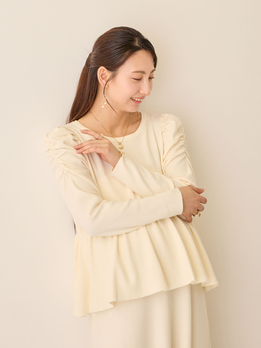 ニットペプラムワンピース Ivory