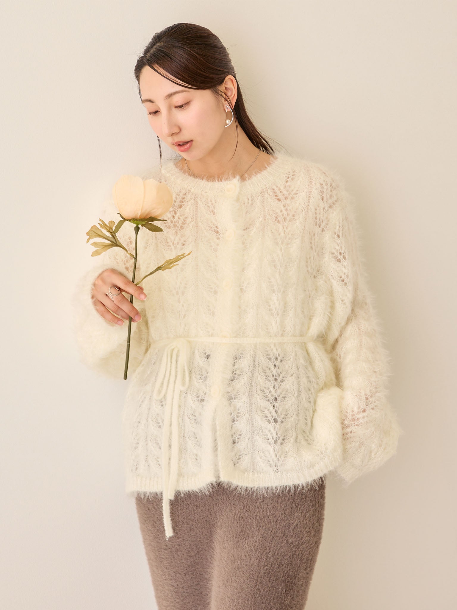 リボン付きニットカーデ White – honono for mom&baby