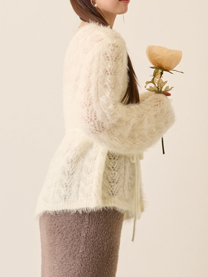 リボン付きニットカーデ White