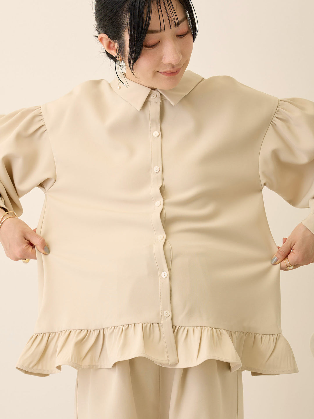 ボウタイ付きブラウス Beige