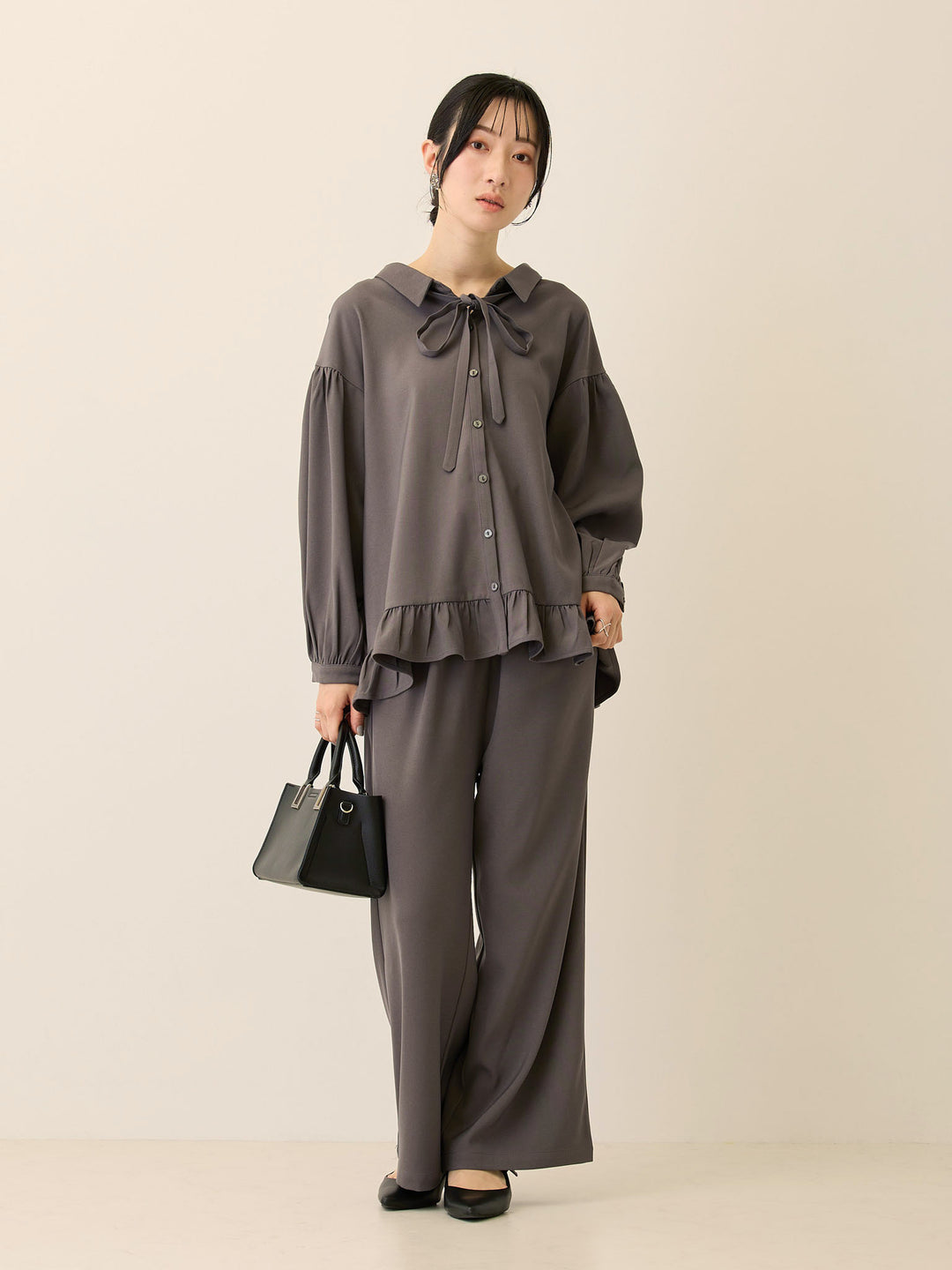 タックワイドパンツ Gray