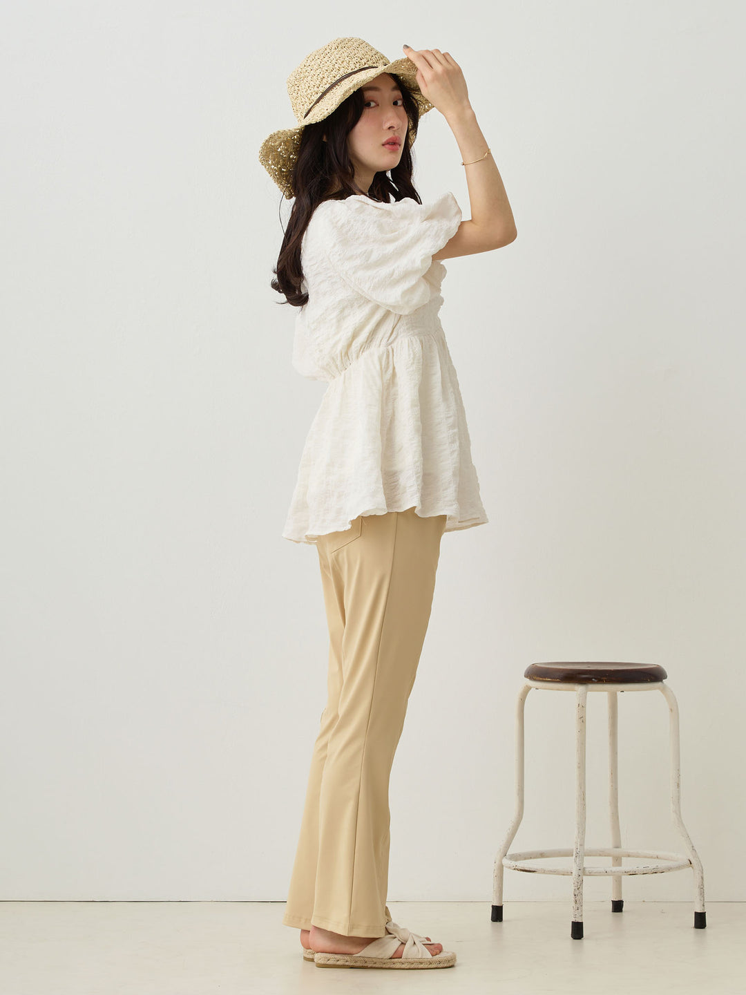 Cool Flare Pants Beige