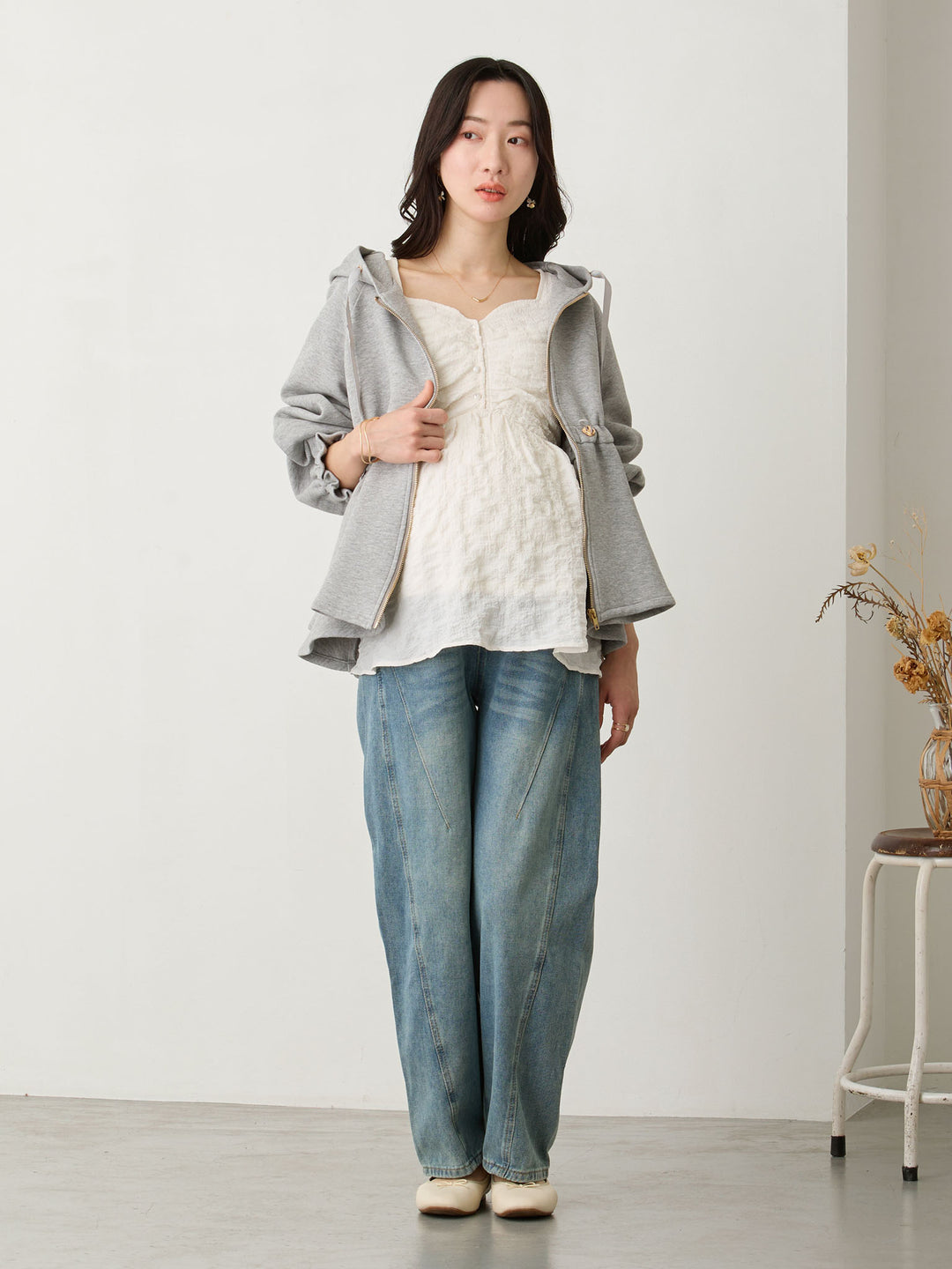 ダッカー付きダンボールライトアウター Gray