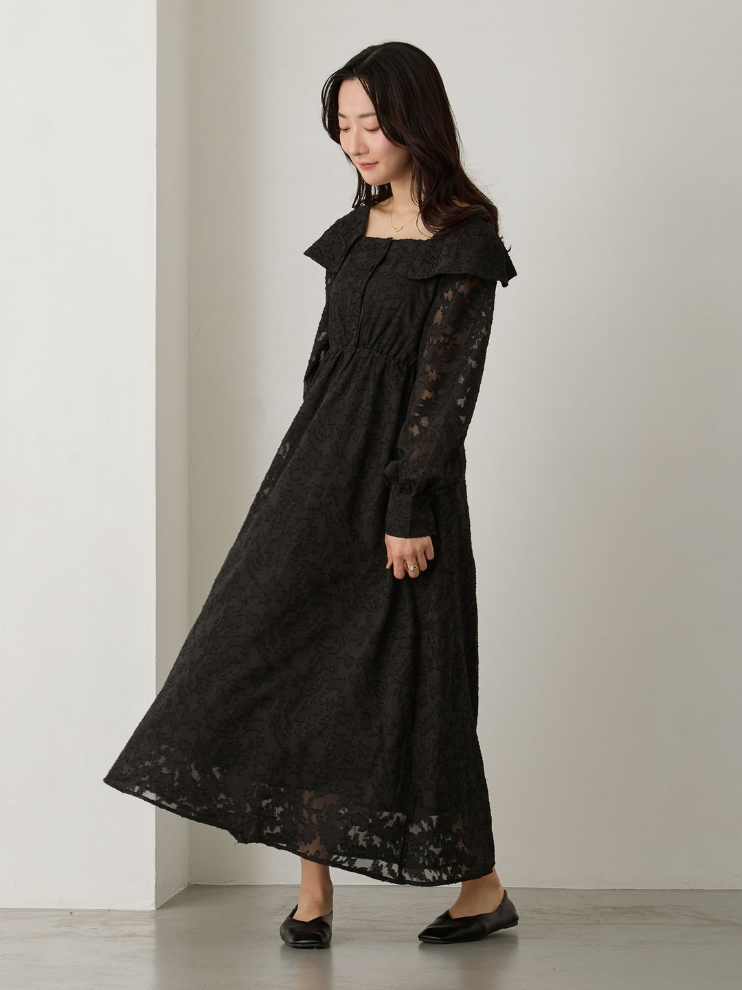 オフショル風衿つきワンピース Black