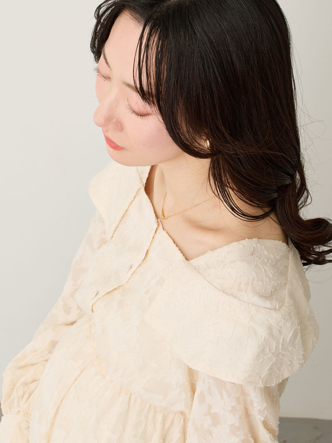 オフショル風衿つきワンピース Ecru