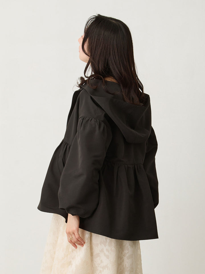 フード付きペプラムライトアウター Black