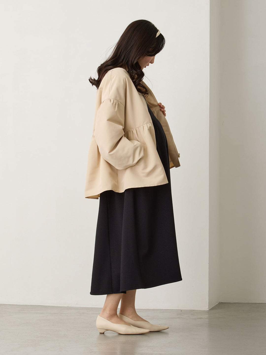 フード付きペプラムライトアウター Beige