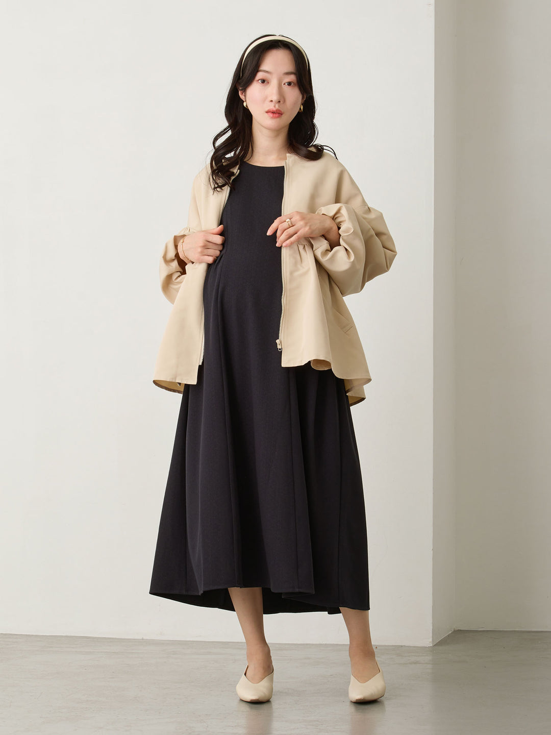 フード付きペプラムライトアウター Beige